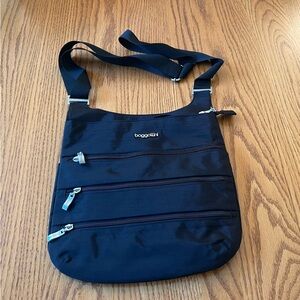 Baggallini Black Crossbody Bag